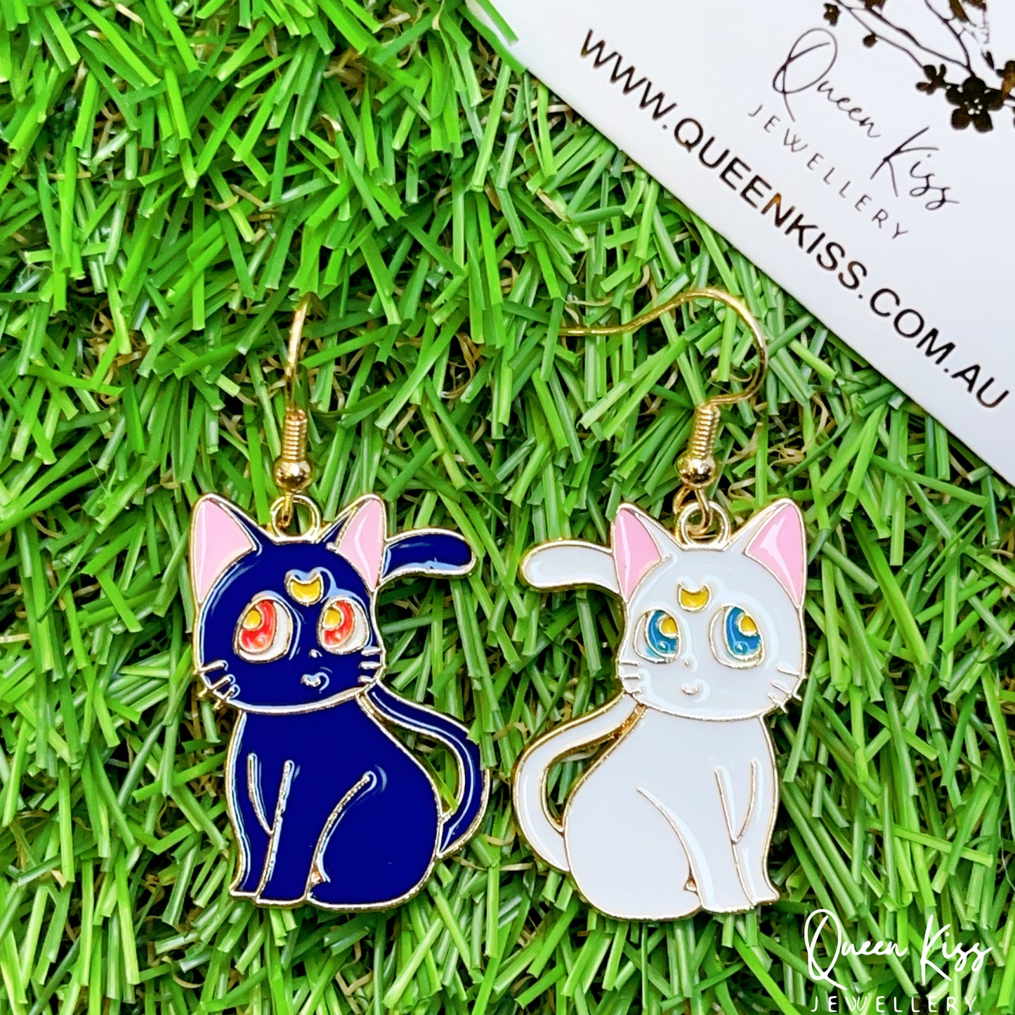 Enamel Fun Adorable Cute Salomon Cat Japanese Style Earrings -- Lovely Buddies!