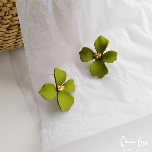 Enamel Matt Cute Adorable Gold White Purple and Green 3D Flower Floral Studs Earrings -- Sexy Baby!!