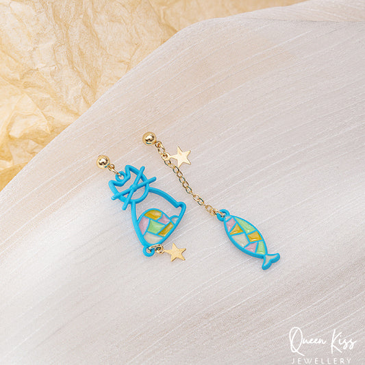 Super Cute Kitty Cat and Fish Earrings -- Best Buddies!!