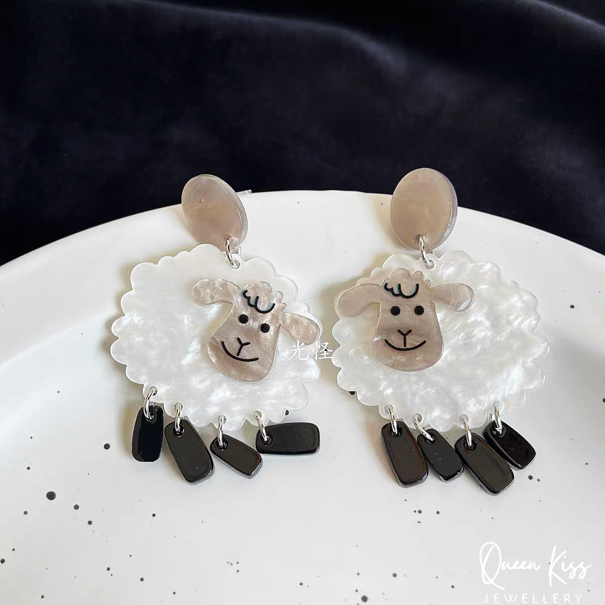 Super Light Acrylic Cute Sheep Earrings - Ba Ba Black Sheep!!