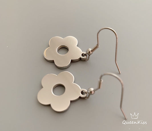 Stainless Steel Cute Adorable Flower Dangle Silver Earrings -- Little Flora!!