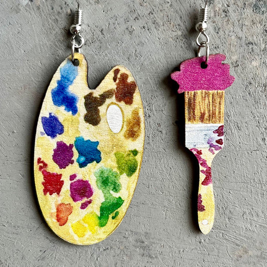 Adorable Color Palette and Paint Brush Light Earrings -- Paint Brush!!