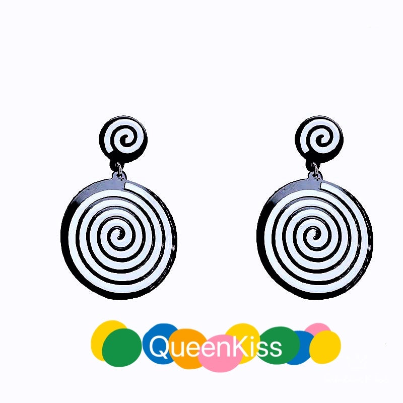 Cute Light Trendy Adorable Circle Black and White Earrings - Black and White!!