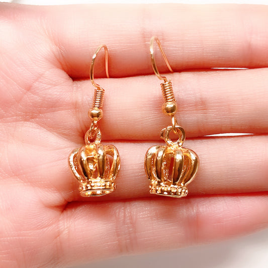 Sale!!!3D Clear Golden Crown Earrings -- Queen Kiss