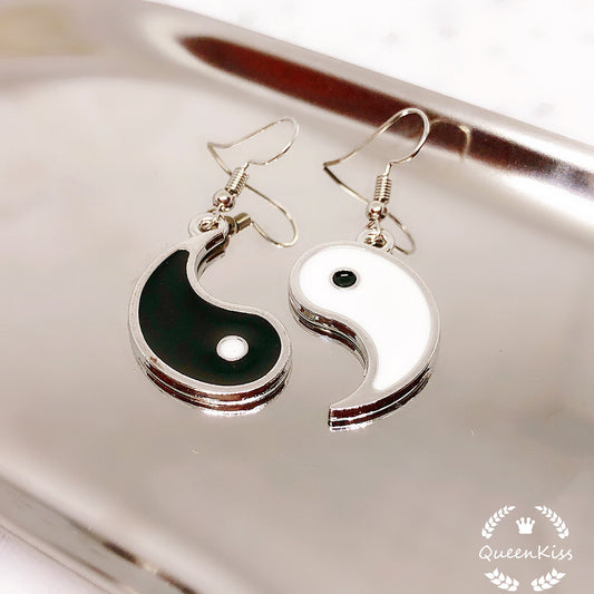 Sale!!! Black and White Yin and Yan Taichi Kungfu Asymmetric Silver Earrings -- Meaning of Life!!